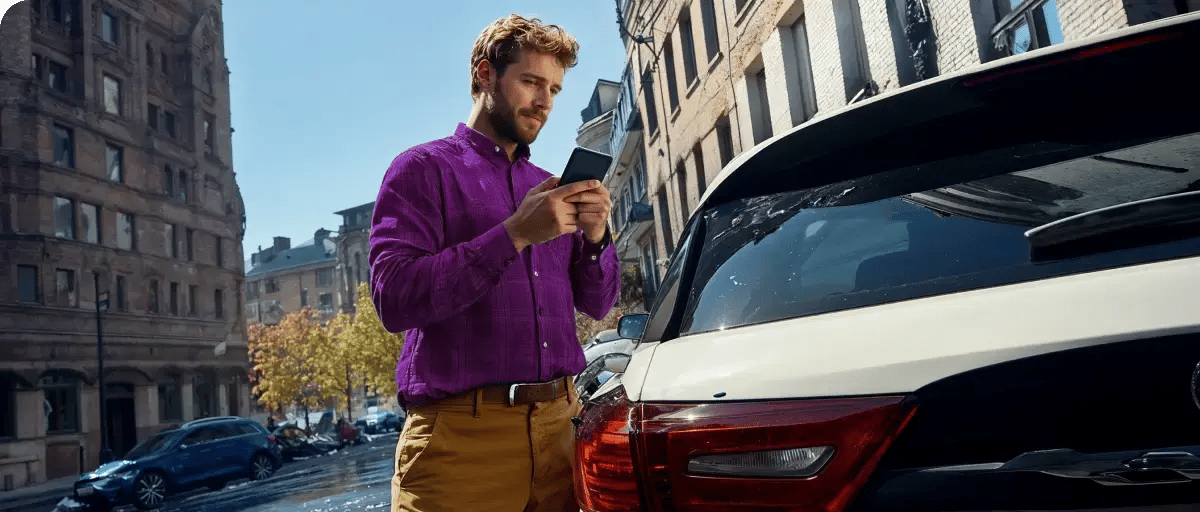 Kunde meldet Schaden am Auto