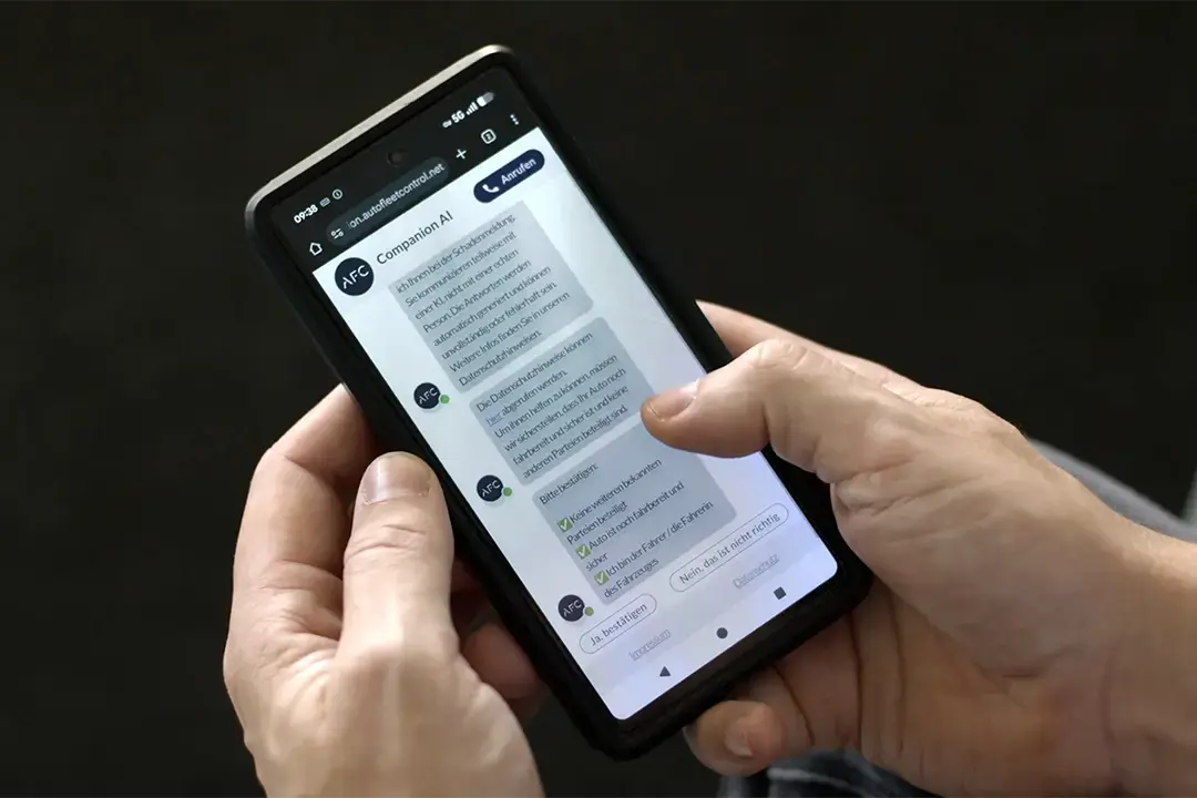 Blick auf CompanionAI auf dem Handy