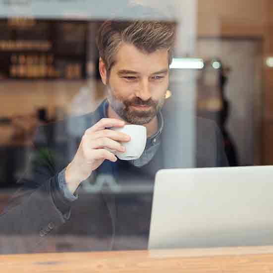 Karriere bei AFC: Home-Office, modernes Büro und regelmäßige Events